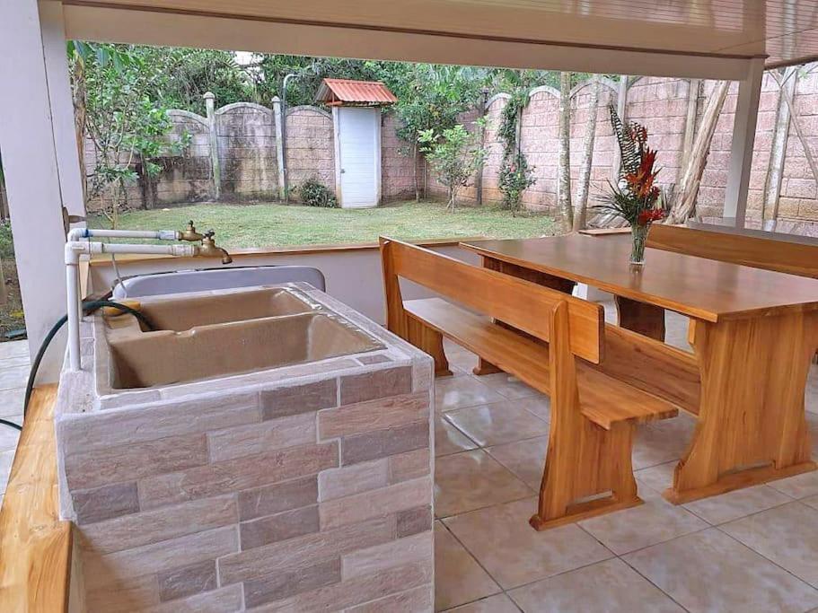 Tropical Bee Garden Holiday Houses Savegre Екстер'єр фото